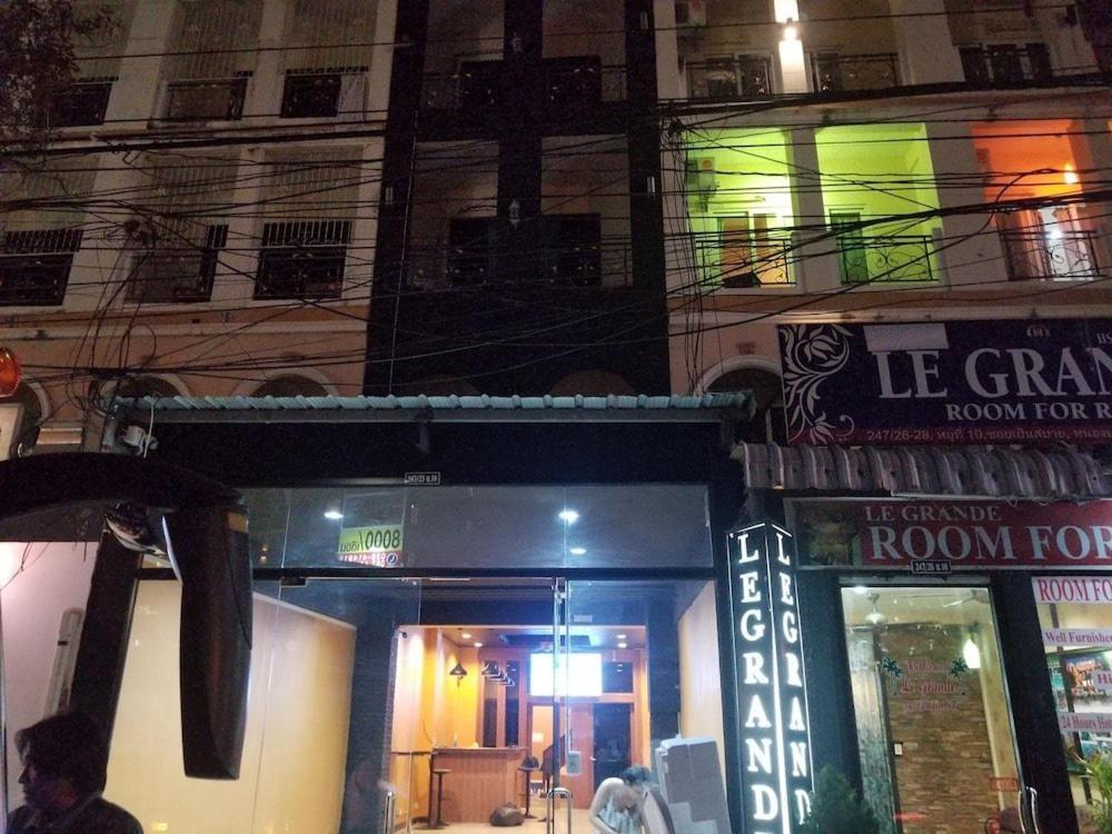 Bed and Breakfast The Main Event Pattaya Exterior foto